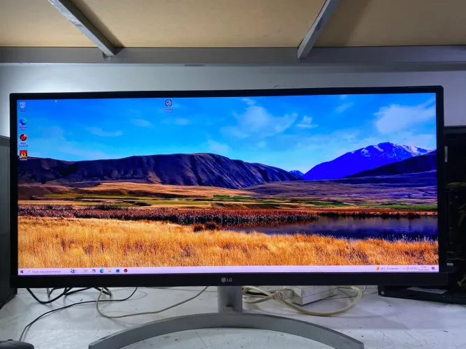 Monitor LG