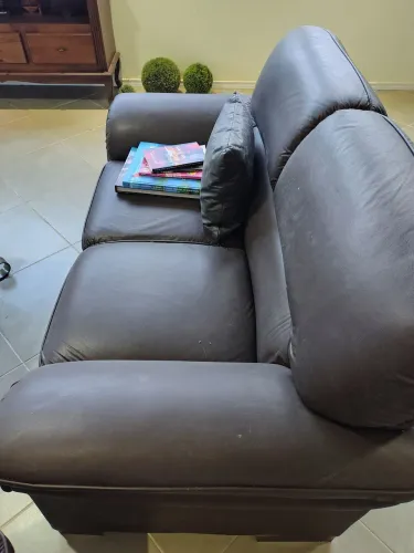 Jogo de sofa: dois e três lugares