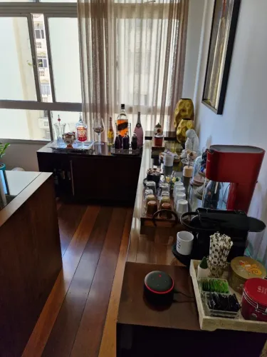 Móvel de canto