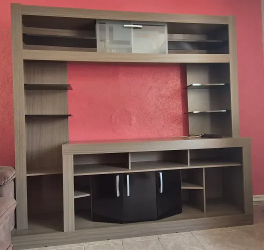 Estante grande com nichos - ótima estrutura | Preço negociável