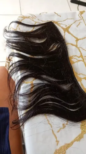 Cabelo humano 1 tela 35,00 reais tenho 4 telas