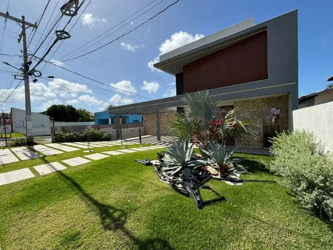 Casa deslumbrante à venda em Barra do Jacuípe, localizada no exclusivo Condomínio Parque d