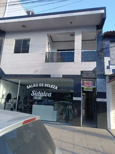 Aluga casa no fundo no bairro Brasil