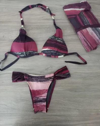 Biquíni + Saída de Praia