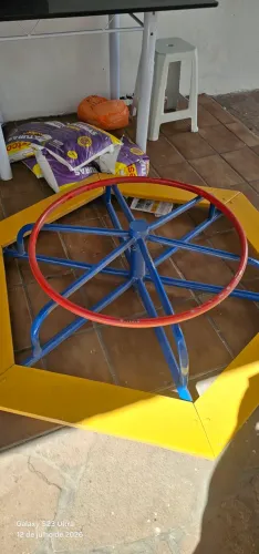 Brinquedo Gira Gira infantil