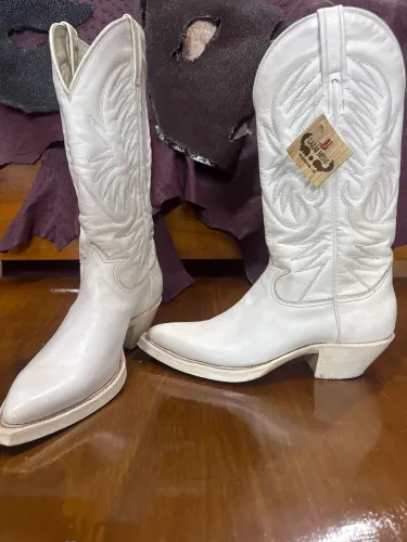 Botas couro legítimo