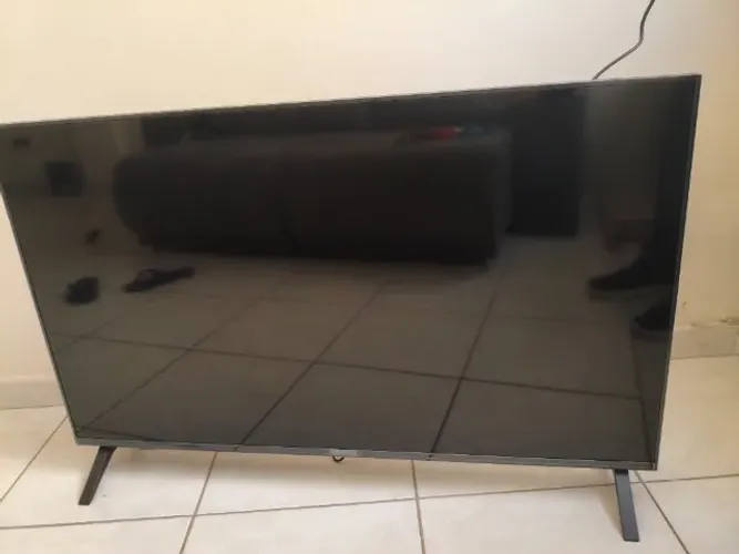 Tv Nova LG UHD AI 43 polegadas