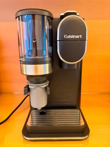Cafeteira Elétrica Home Barista Cuisinart Dose Única com Moedor Integrado 127V