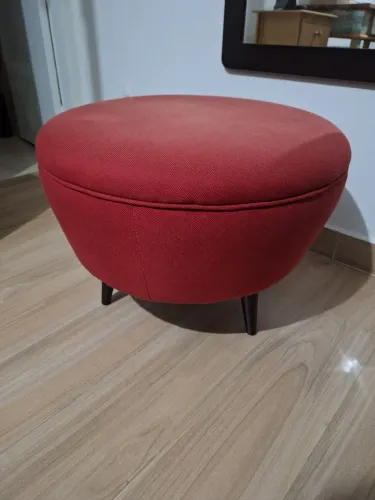 Puff vermelho