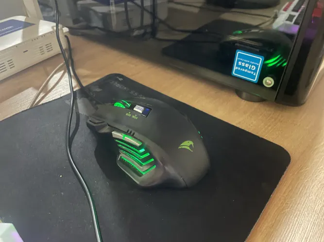 Vendo PC em perfeito estado, ótimo pra uso pessoal, estudos, jogos e muito mais