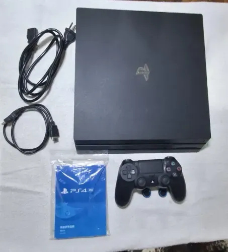 PS4 PRO 1TB + 1 CONTROLE