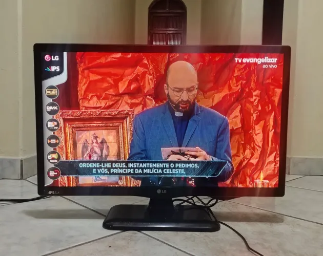 ***TV digital LG 22 polegadas***