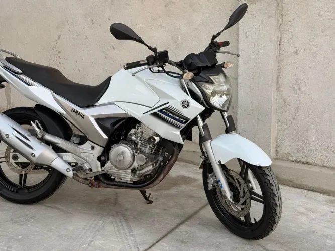 Yamaha Ys 250 fazer 2015