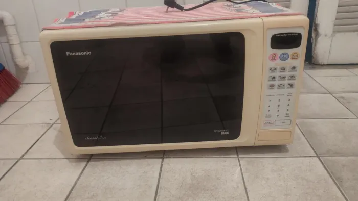 Microondas Panasonic 42 litros