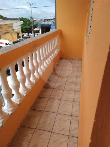 Venda de um sobrado residencial piso superior e salão comercial piso inferior!!!