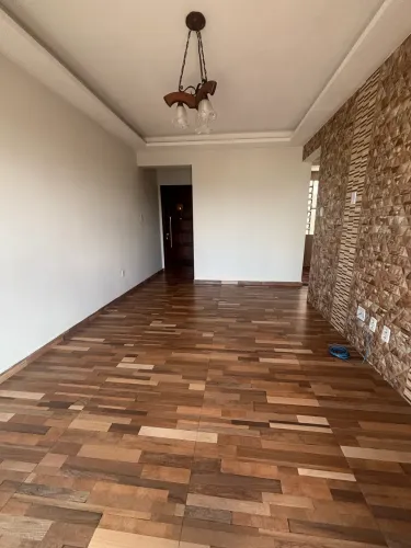 Apartamento com dois quartos no telégrafo