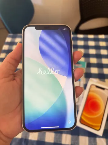 iPhone 12 perfeito e completo