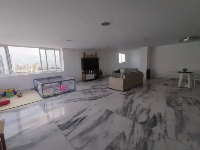 JB APARTAMENTO/COBERTURA NO TIROL COM 5 QUARTOS SENDO 5 SUÍTES MEDINDO 445M² DE PURO CONFO