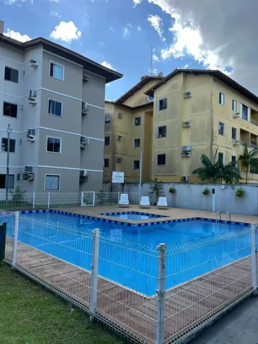 ALUGO EXCELENTE APARTAMENTO SEMI MOBILIADO, FINO ACABAMENTO E LAZER COMPLETO, APROVEITE !