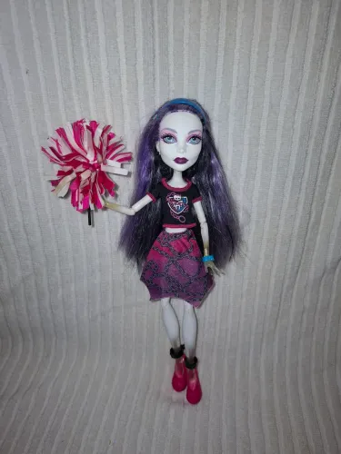 Boneca Monster High Spectra - líder de torcida - mattel