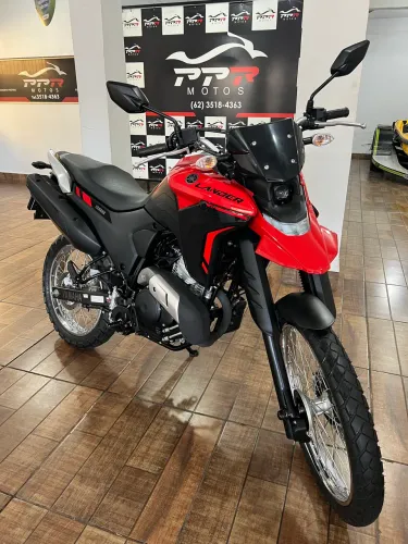 XTZ 250 LANDER ABS 25/25 VERMELHA