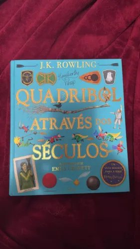 Livro Harry Potter - Quadribol através dos séculos