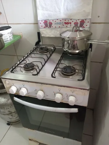 Vendo fogão 4 bocas