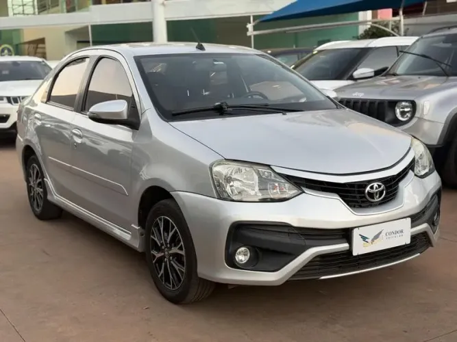 Toyota Etios Platinum Sed. 1.5 Flex 16V 4P Aut. 2017