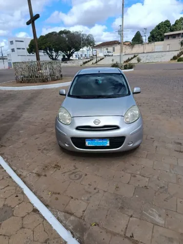 Nissan March SV 1.6 16V Flex Fuel 2013