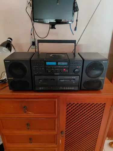Bombox sony, ler a descrição!!!