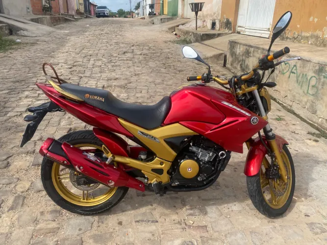 Fazer 250 vendo ou troco
