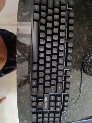 Kit Mouse,Teclado e Mouse Pad gamer (KNUP)