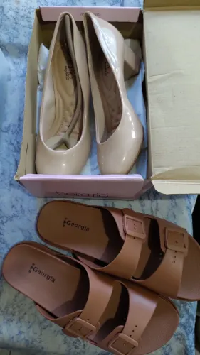 novos 2 por 75,. Sapato beira rio 39 novo e chinelo novos 37/38 novo. 