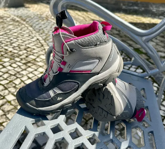 Botas Infantil De Trilha Impermeável Quechua