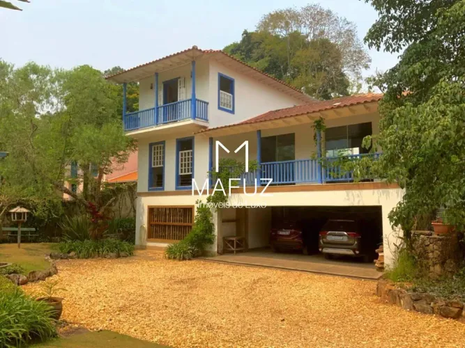 Casa à venda, 5 quartos no Tiradentes