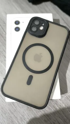 iPhone 11 64gb na caixa passo cartão vendo ou troco