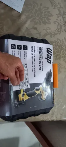 Parafusadeira WAP 21v nova na caixa