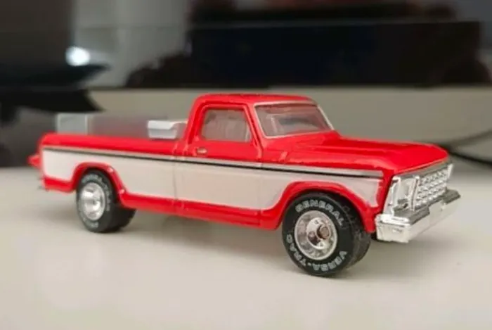 miniatura hot wheels ford f-150 1979