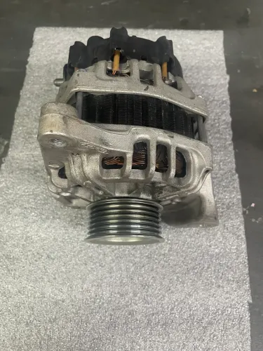 Alternador original da marca Valeo semi novo