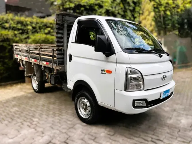 Hyundai HR - 4WD - Novíssimo!!! - com carroceria de madeira