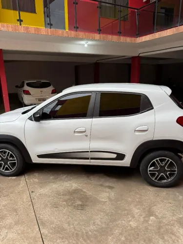 Renault Kwid Intense 1.0 Flex 12V 5P Mec. 2020