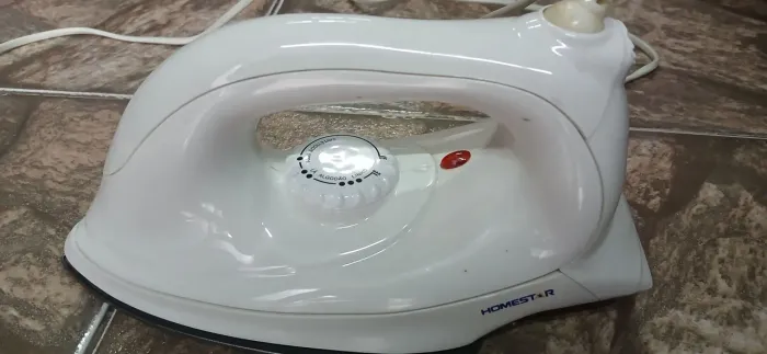 Ferro de Passar a Seco HOMESTAR HS 500