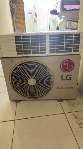 Ar condicionado LG 9 mil btus perfeito estado