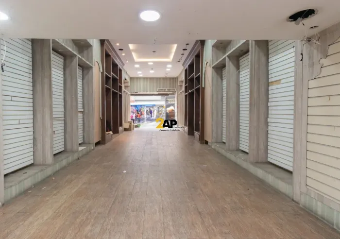 Loja no Centro de São Paulo - Ponto Comercial 120m² com 2 Banheiros - Locação