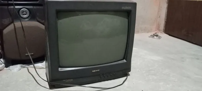 Vendo televisão 14 polegadas semp
