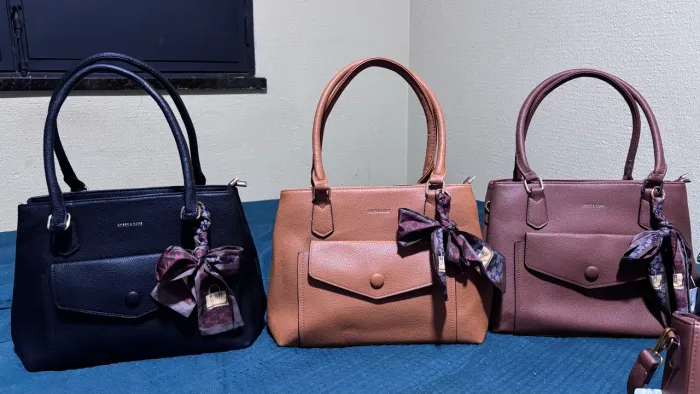 Bolsas lindas e de qualidade