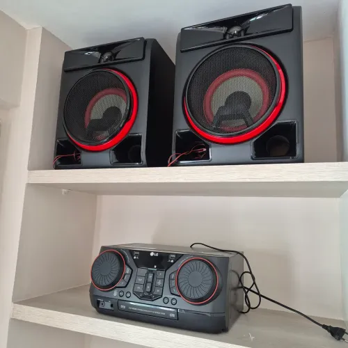 Aparelho de som Bluetooth LG CK56 Rádio CD Mini System