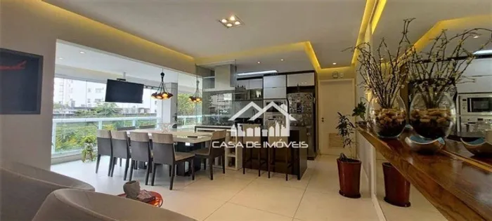 Vende lindo apartamento na Vila Andrade com 104m², 2 suítes e varanda gourmet.