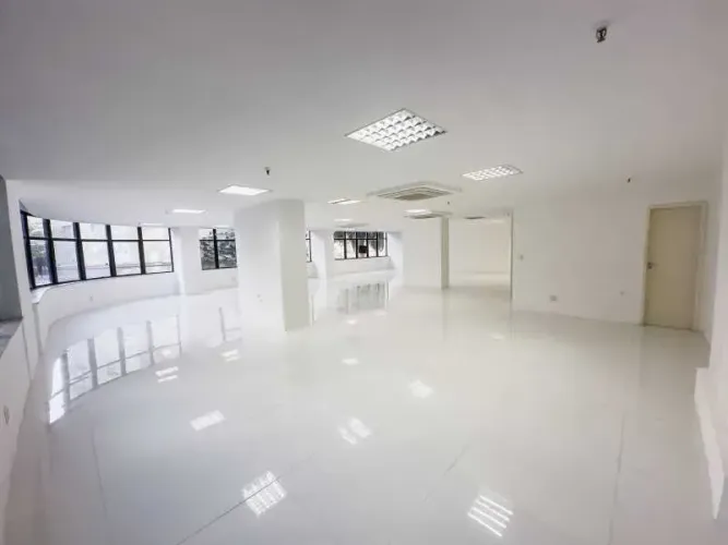 Andar - / Comercial / Centro