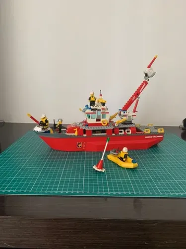 Lego Fire Boat - 7207